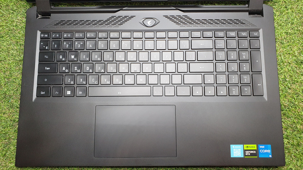 Игровой Gigabyte i5-12/16Gb/RTX 4050 6Gb/FHD/360Hz/Aorus 7 [9mf-e2kz513sd]/Windows 11