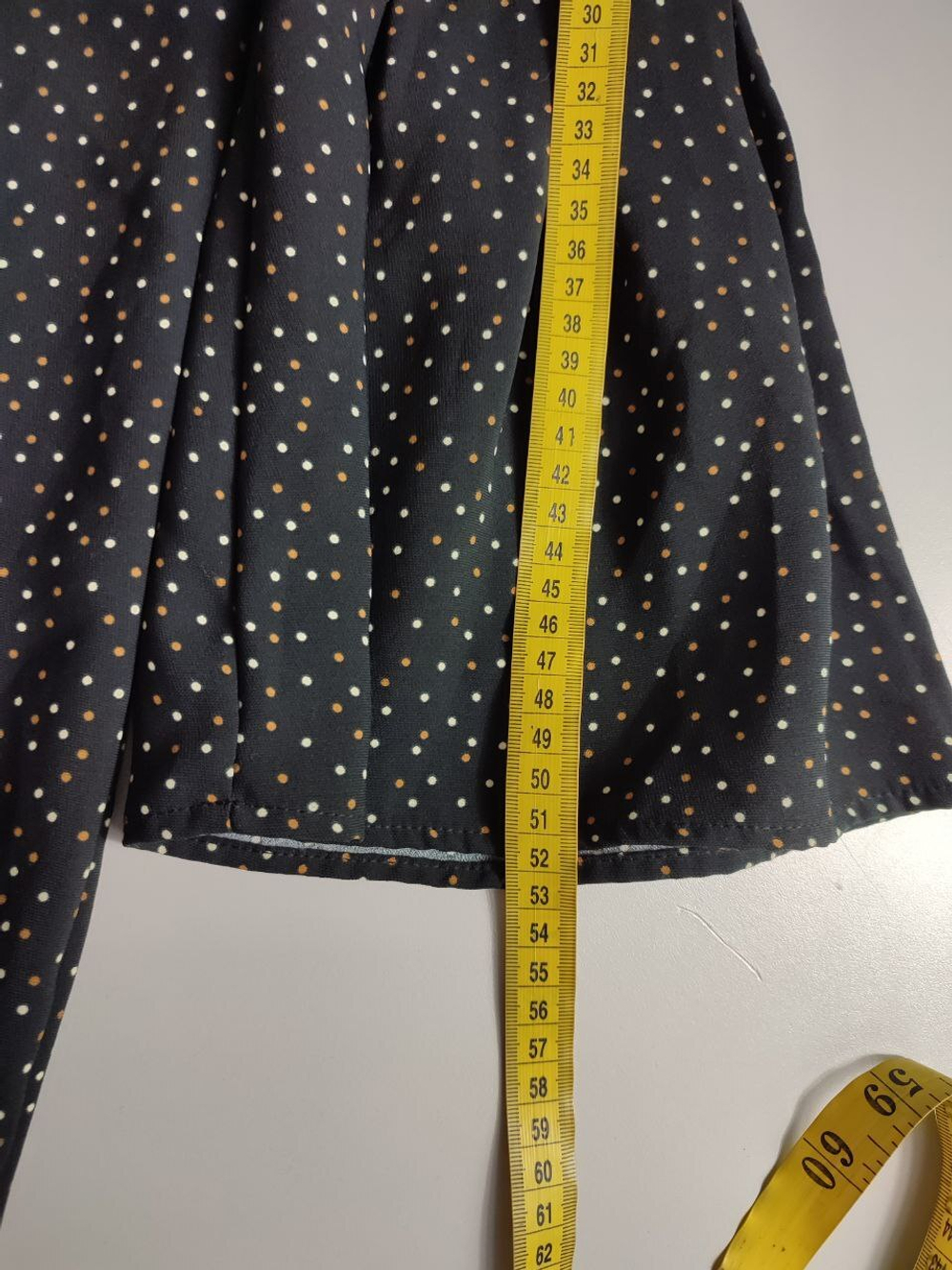 Платье H&M свободного кроя, маркировка 34, визуально на 40 размер