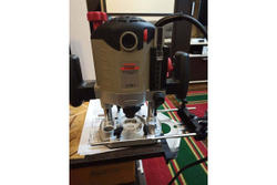 Фрезер CROWN CT11002