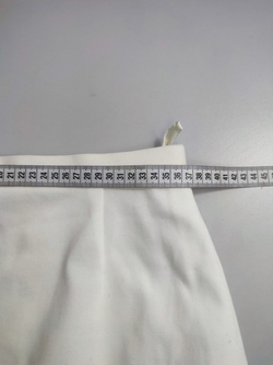 Юбка прямая светлая 48 размер