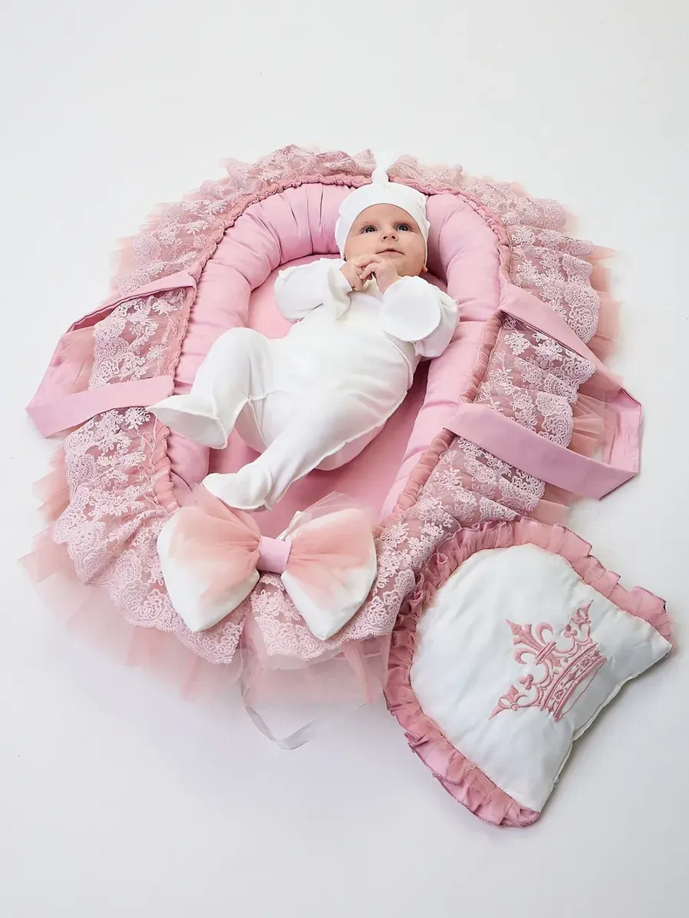 Кокон гнездышко для новорожденного с подушечкой