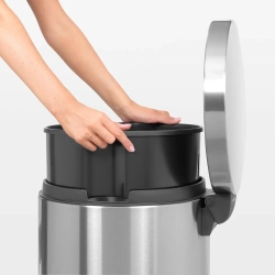 Brabantia Бесшумный контейнер для мусора 45 л