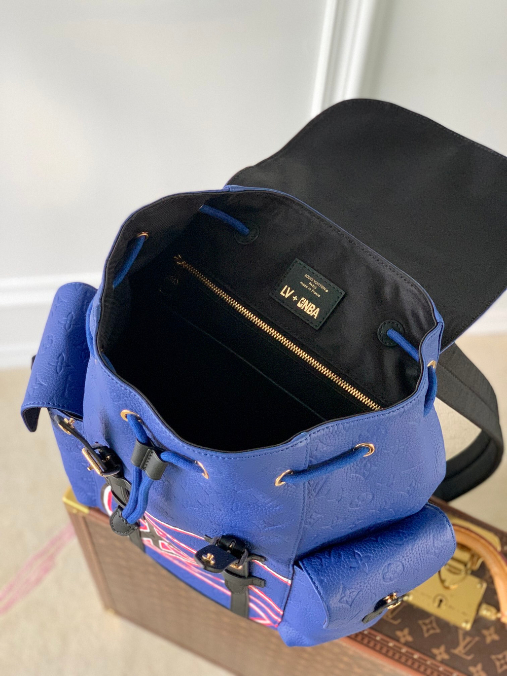 Louis Vuitton Christopher MM