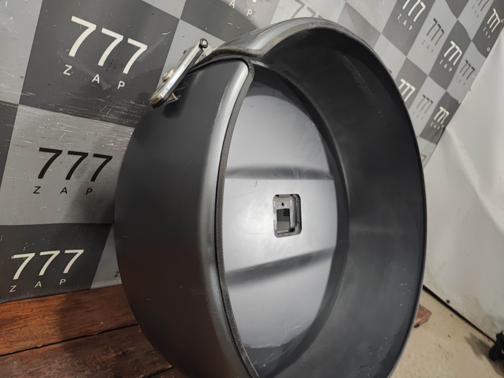 Кожух запасного колеса Tank 700 24-нв Б/У Оригинал 3102102XKF11A