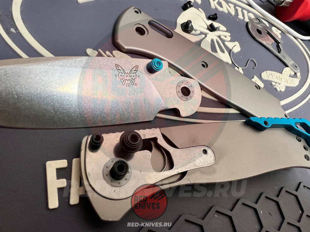 Нож Benchmade 535 Bugout Титановый (на подшипниках) BMCU535-SS-20CV-Ti
