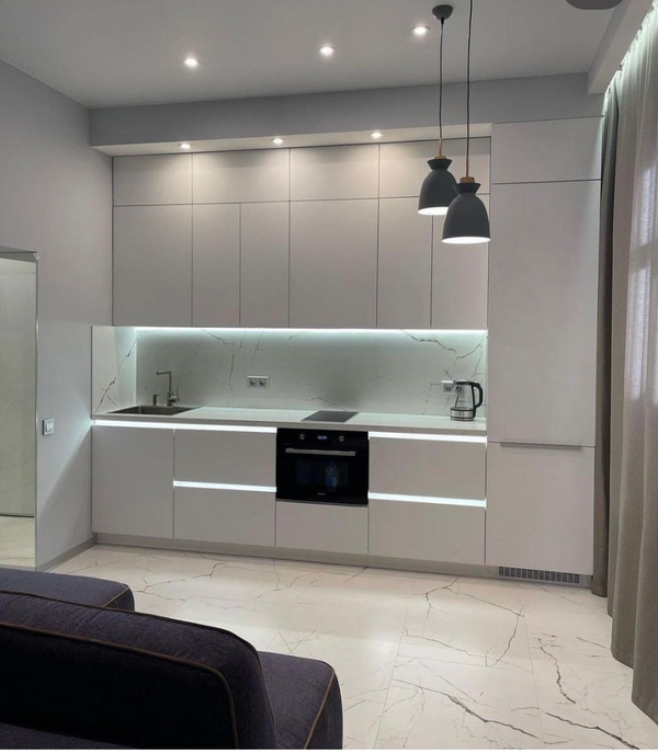 Примеры современных дизайнов кухонь из интернета