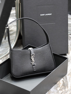 Saint Laurent Le 5 à 7 Hobo Bag