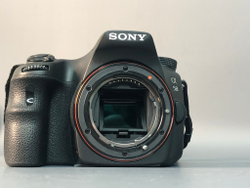 Sony A58 + kit 18-55 SAM II 1.900 кадров