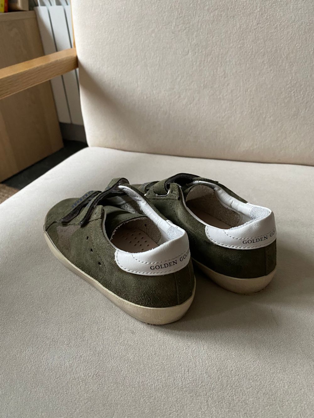 Кроссовки Bonpoint и Golden Goose, 31,5