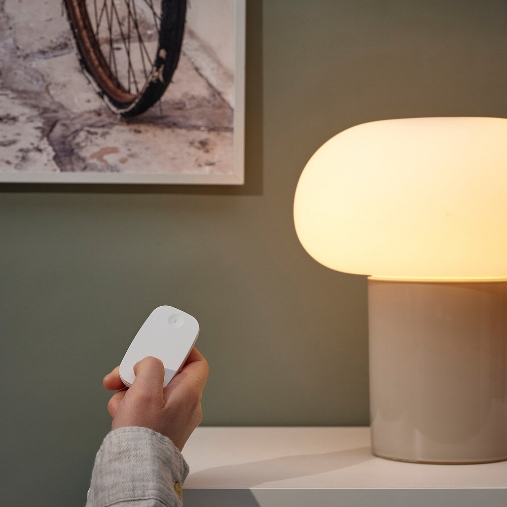 IKEA TRÅDFRI  (ИКЕА ТРÅДФРИ)  -  Стартовый набор, интеллектуальный беспроводной диммируемый/теплый белый, E27