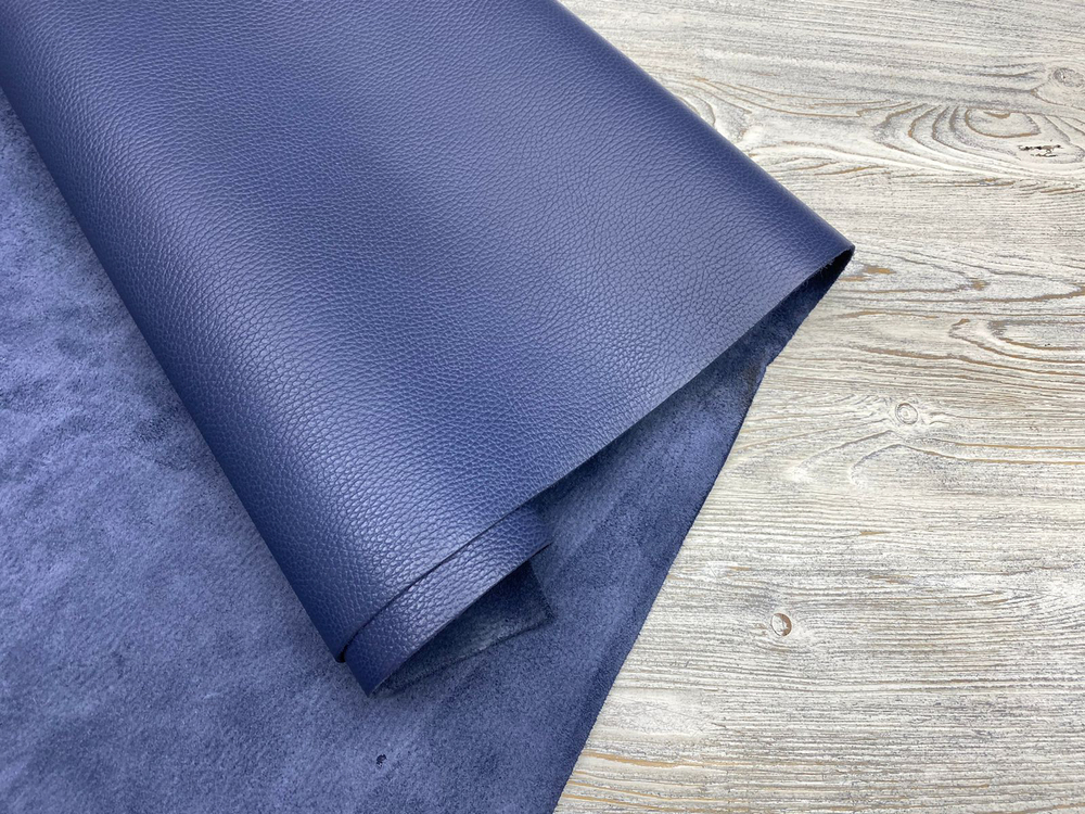 Luxury Tannery Bright Blue (1,4-1,6 мм). цв. Синий, натуральная кожа