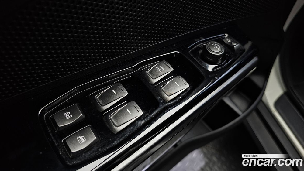 KG Mobility (Ssangyong) Very New Tivoli Дизель 1.6 2WD (06.2020)