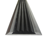 Алюминиевая противоскользящая накладка на ступени с резиновой вставкой