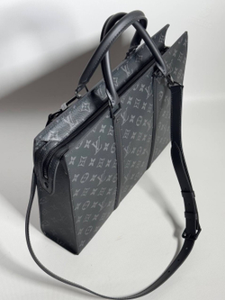 Портфель Louis Vuitton