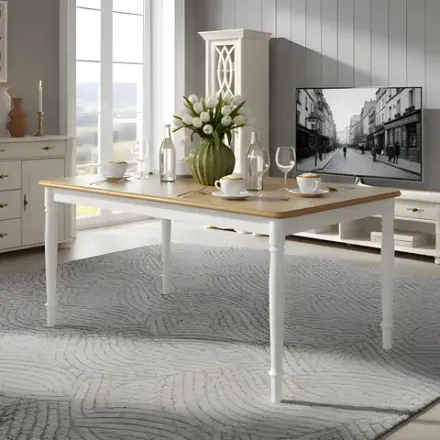 Обеденные столы, стулья и скамьи