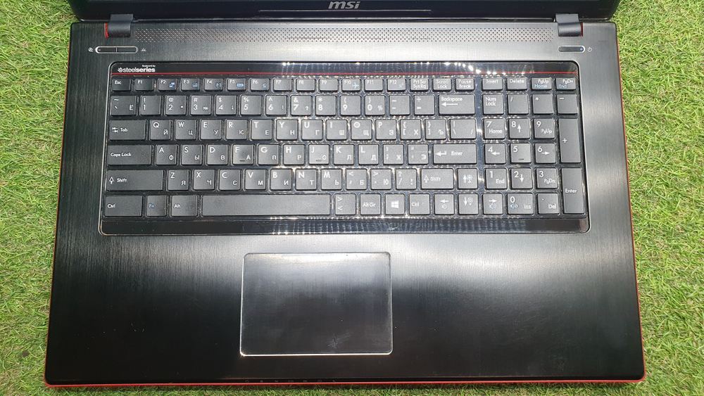 Ноутбук MSI i5/8Gb/GT 750M 2Gb/FHD