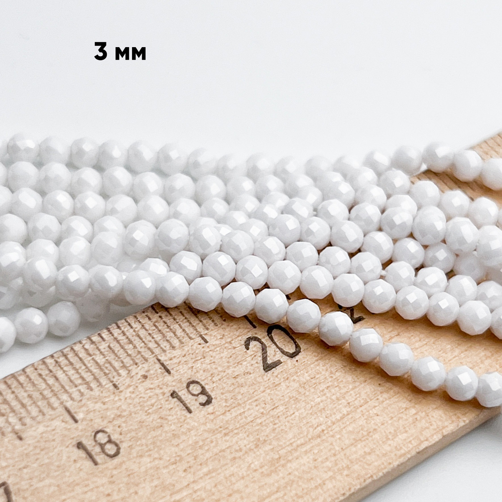 Фианит "матовый" (кубический цирконий), цвет белый, размер около 3 мм, цена за нить 38 см