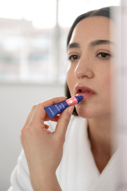 Lansinoh Lanolin Lip Balm - Бальзам для губ с ланолином, 7 g