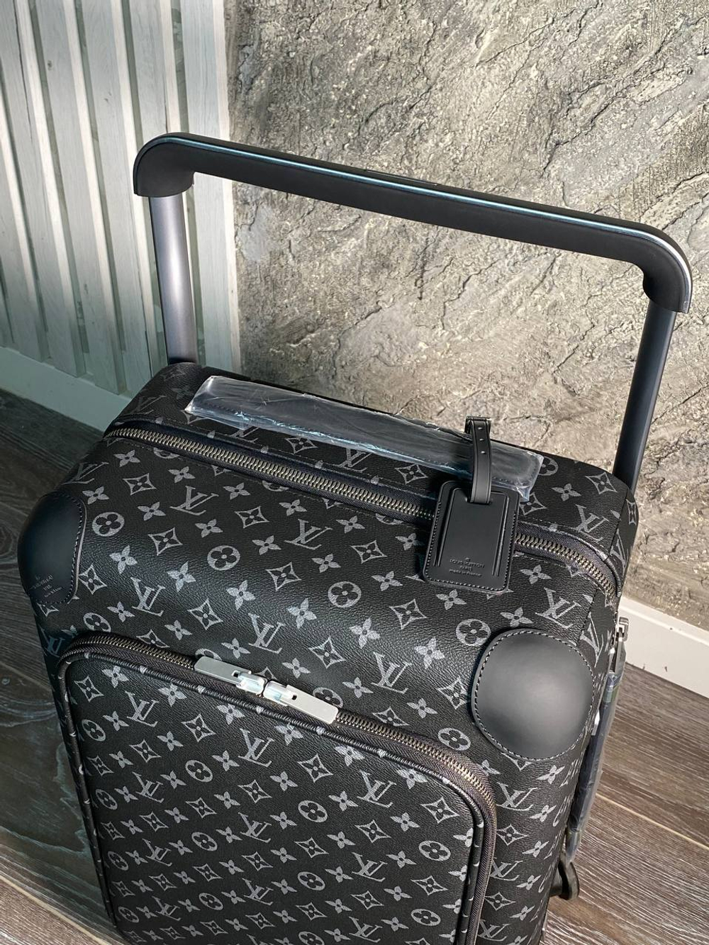 Чемодан Louis Vuitton, арт. 478060285