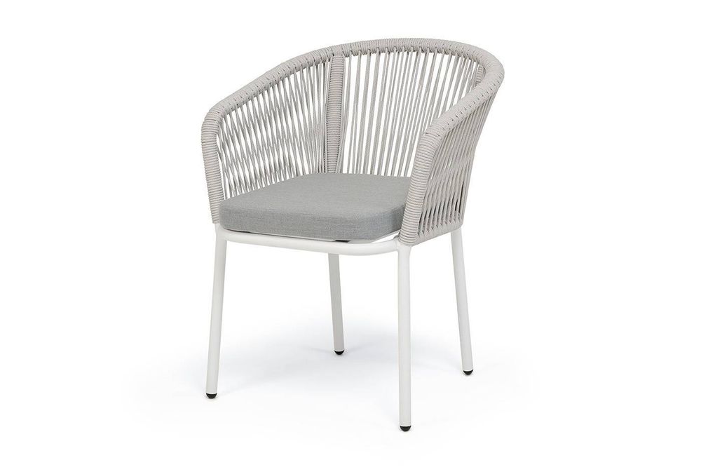 "Марсель" стул плетеный из роупа, каркас алюминий белый муар, роуп светло-серый меланж круглый tex, ткань светло-серая
