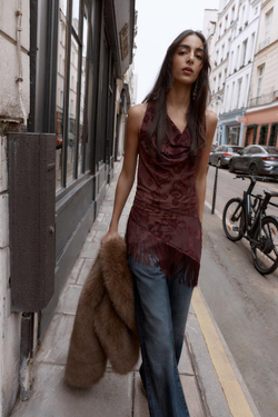 ZARA ТОП АСИММЕТРИЧНОГО КРОЯ С БАХРОМОЙ ДЕВОРЕ, БУРГУНДИ