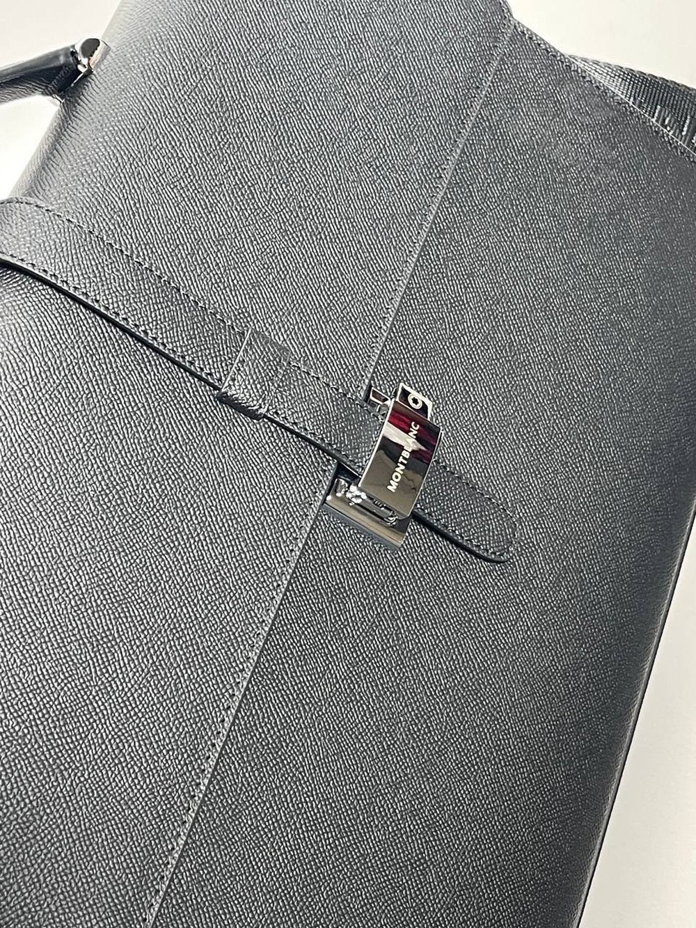 Портфель Montblanc