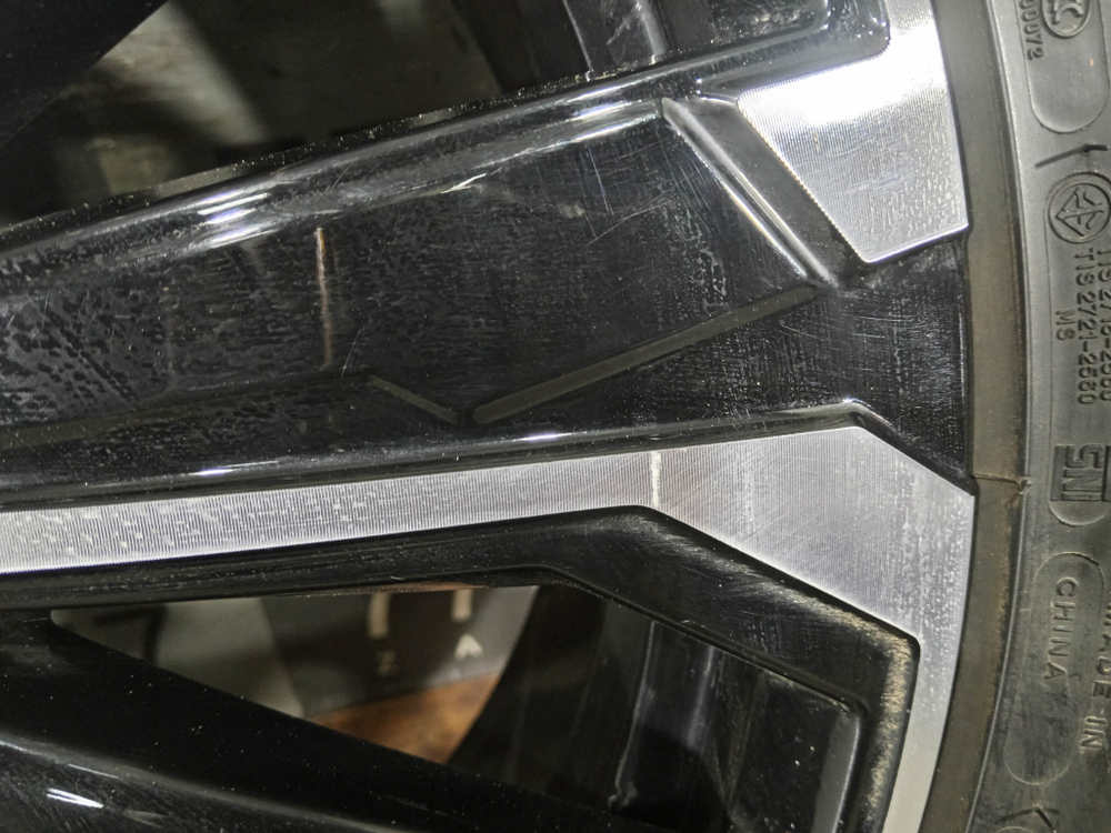 Колесо в сборе R20 245/50 Exeed RX 23-нв Б/У Оригинал 203000851AA