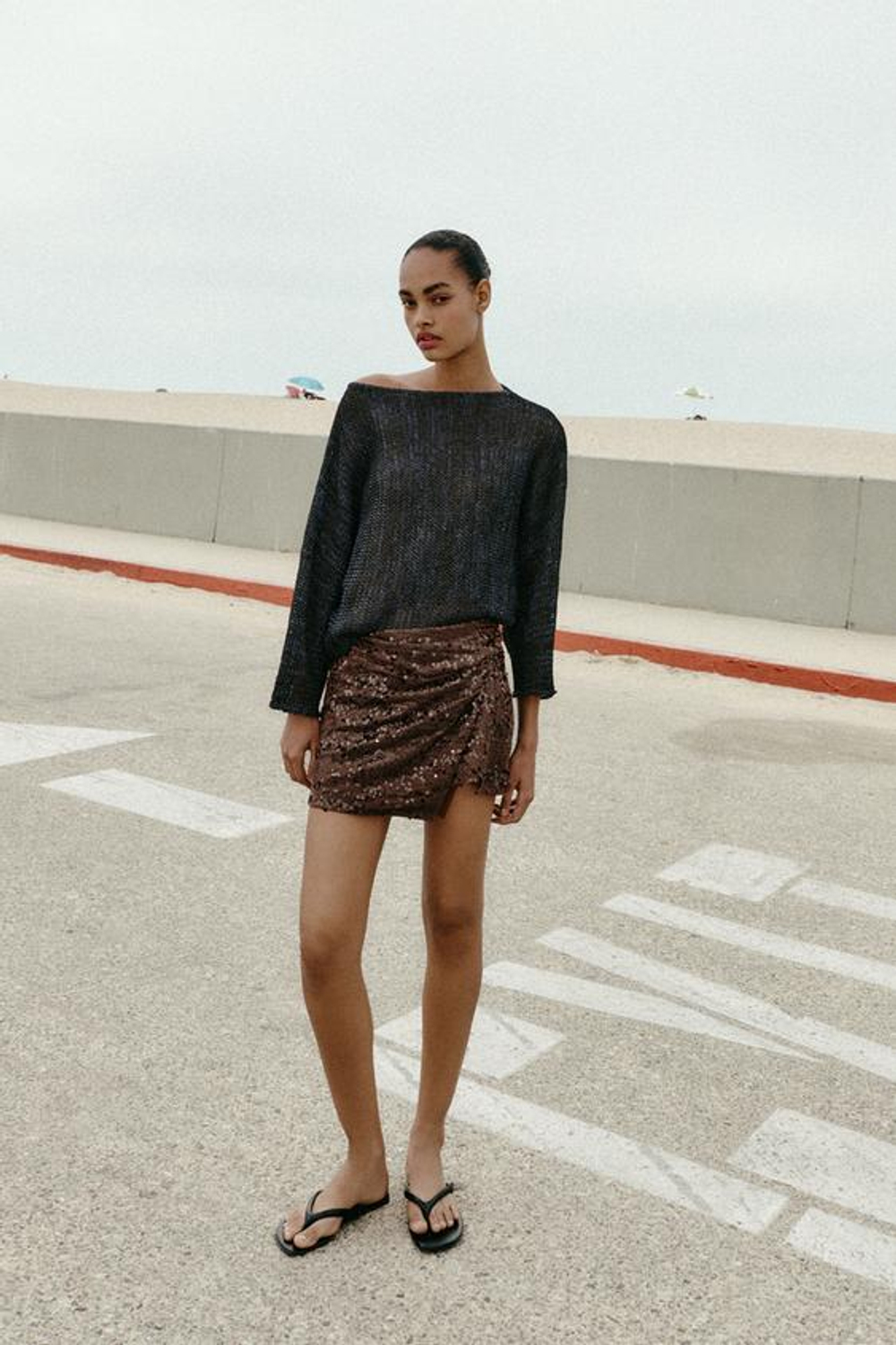 ZARA ЮБКА-ШОРТЫ МИНИ С ПАЙЕТКАМИ И УЗЛОМ, КОРИЧНЕВЫЙ