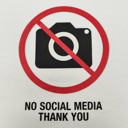 Футболка Vetements