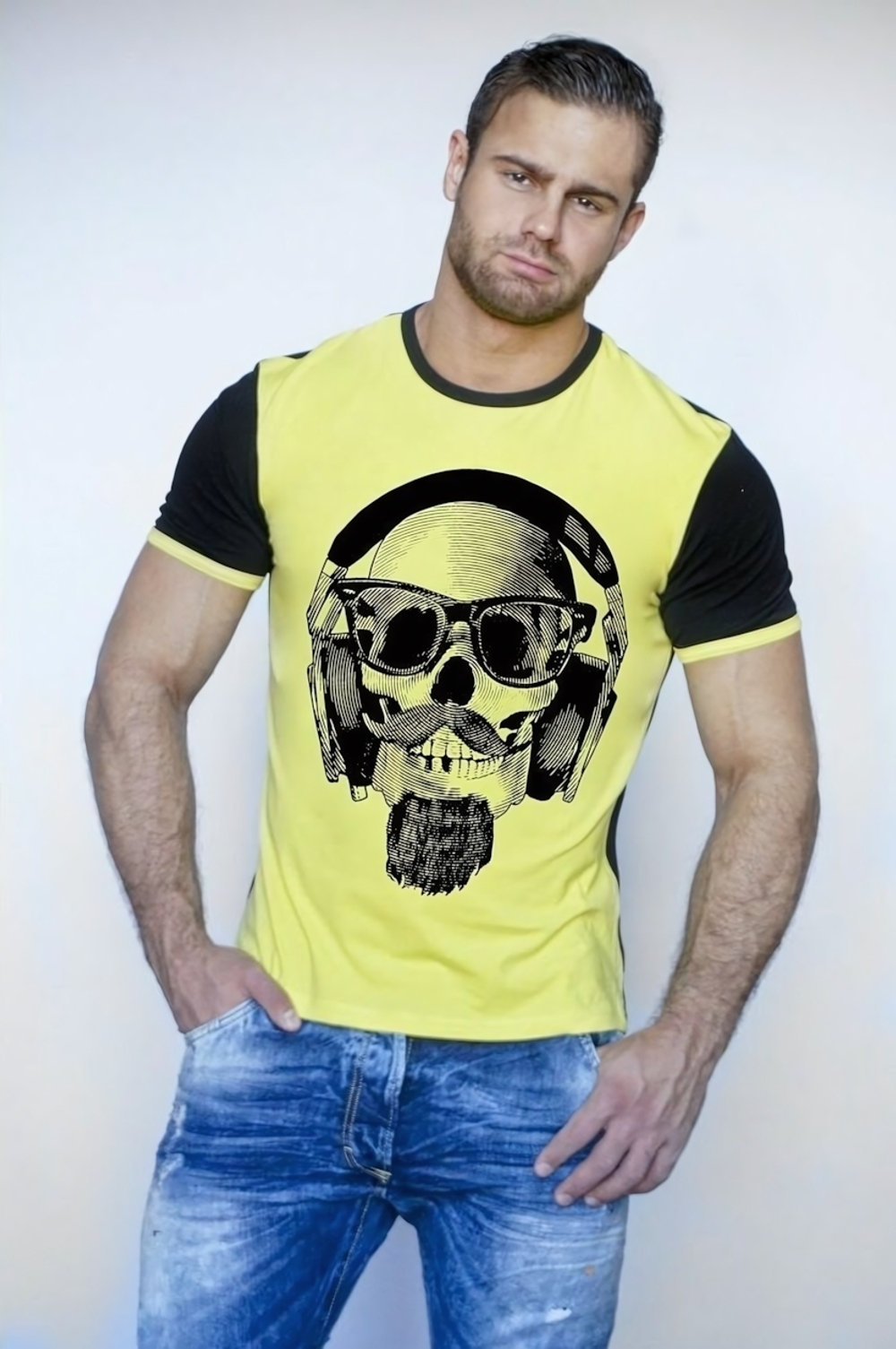 Мужская футболка с принтом в виде черепа в наушниках (Размер: M) (Цвет: желтый)