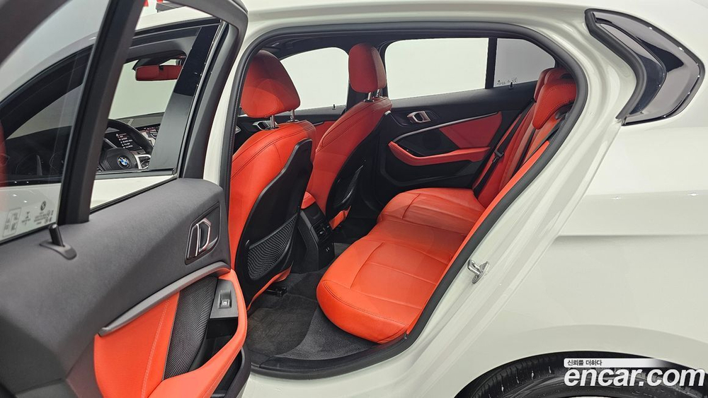 BMW 1 Series (F40) 120i M Sports (10.2022)