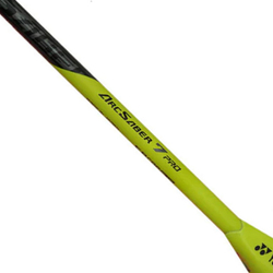 Профессиональная ракетка для бадминтона YONEX ARCSABER 7 PRO в наличии в Москве недорого со скидкой