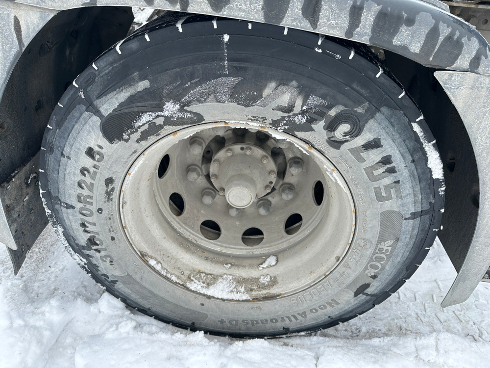 Scania P 4x2 Седельный тягач P400LA4X2HNA 	(Дизельный, 12,7 л, 400 л.с., МТ)