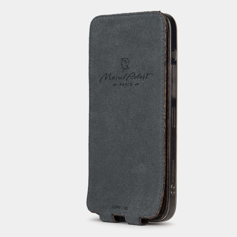 Чехол для iPhone 15 Pro из кожи питона, темно-коричневого цвета