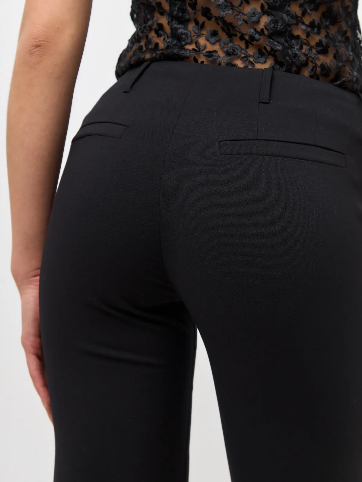 Брюки черные без пояса