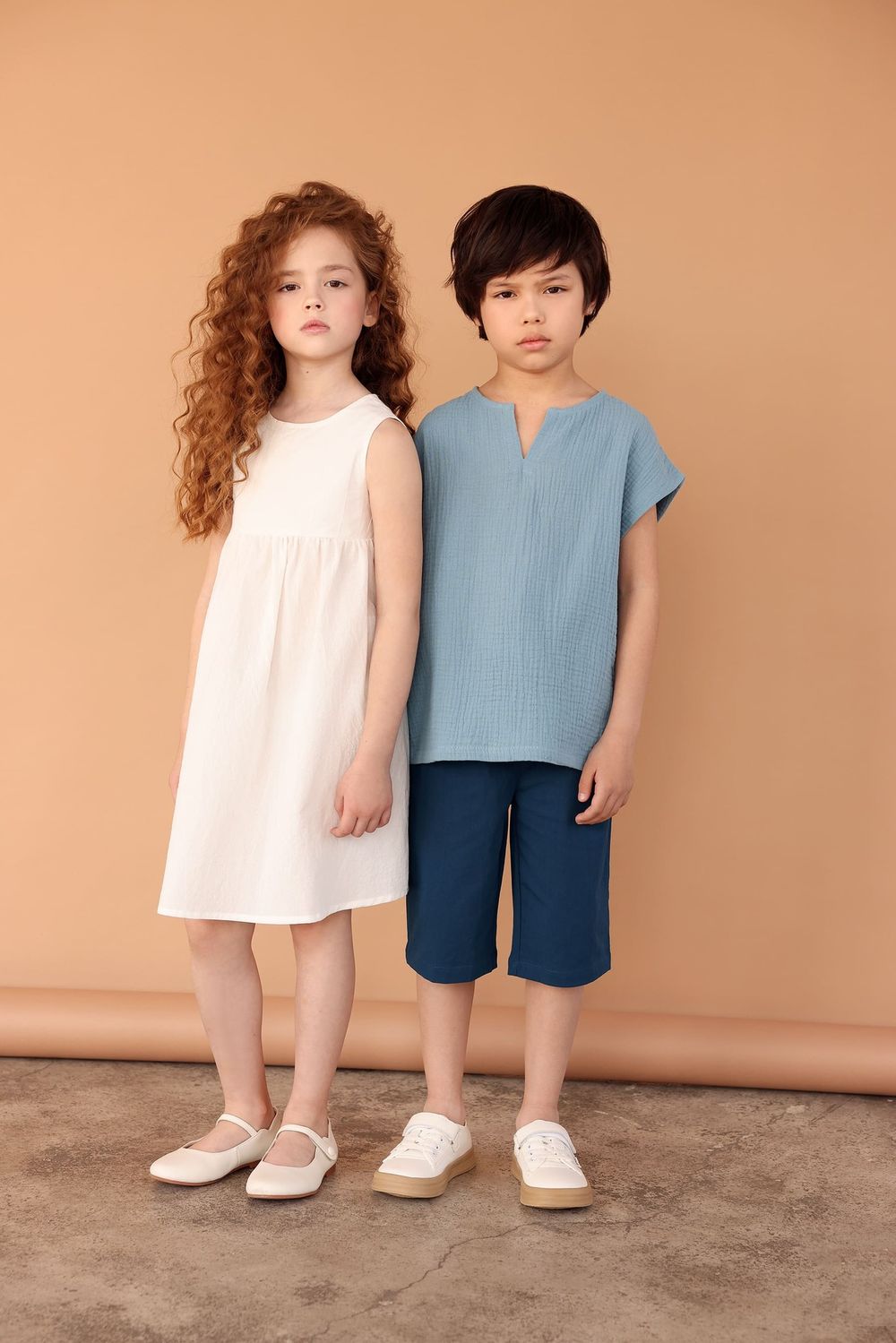 Платье с вырезом на спине "Молоко"