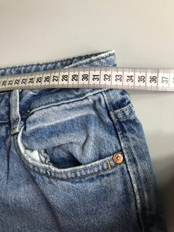 Джинсы Zara свободного кроя, маркировка 34, визуально на 40 размер