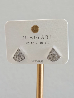 Серьги Oubi Yabi «Diamond Wing» Silver