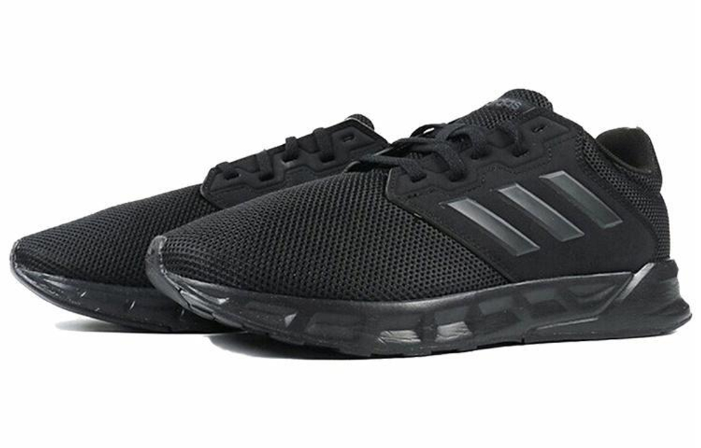 Кроссовки Adidas Showtheway