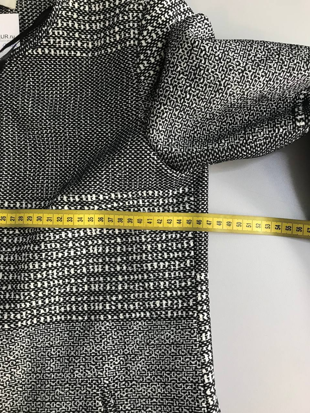 Пальто H&M прямого кроя, маркировка 38, визуально на 44 размер