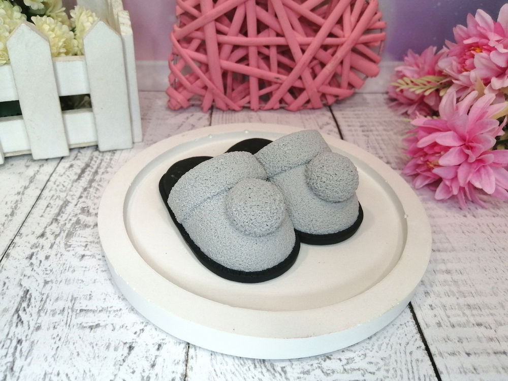 Силиконовая форма Тапочки с помпончиком