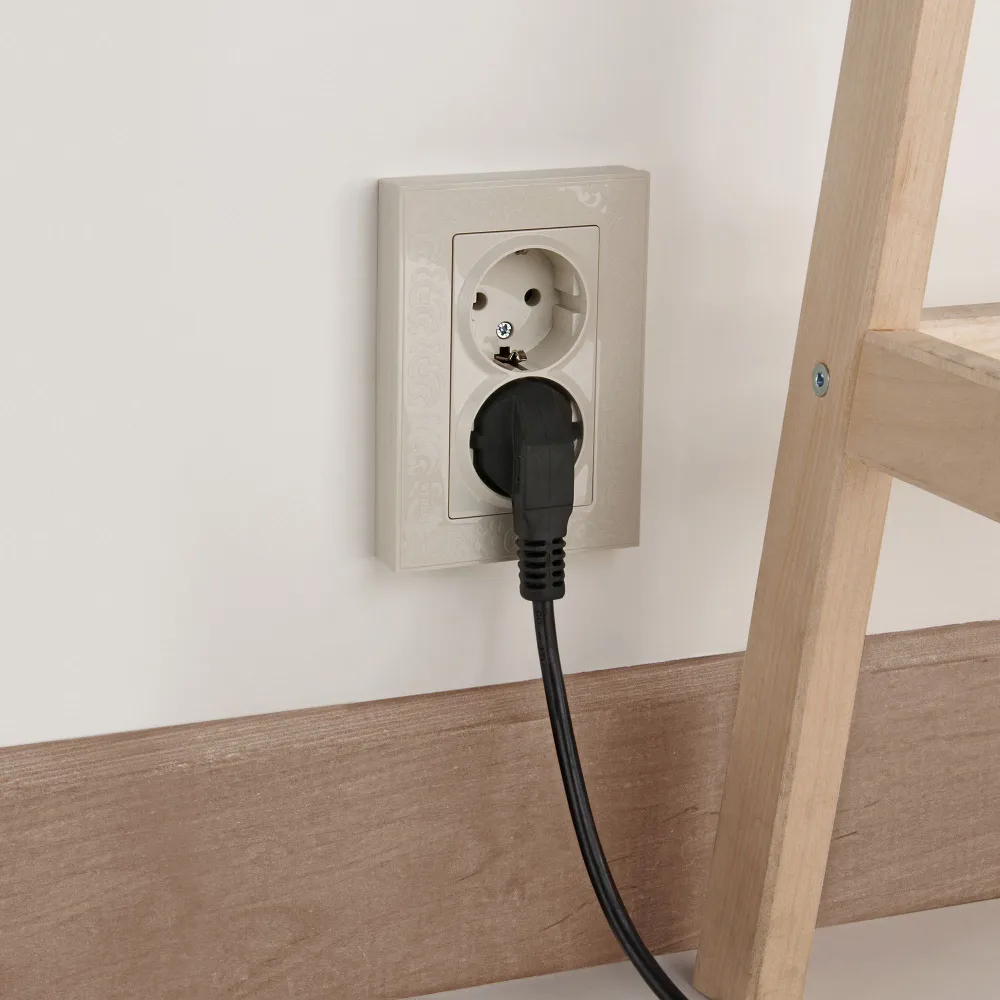 Розетка двойная с заземлением встраиваемая WERKEL W1172003, цвет слоновая кость, 1 шт.