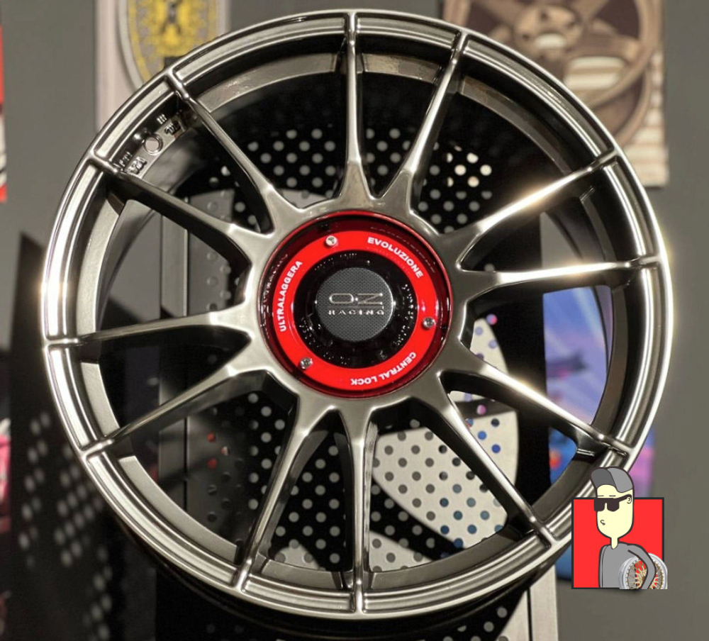 Комплект дисков OZ Racing Ultraleggera HLT CL 17x7.5 et38 4x100/4x114.3