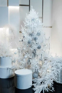 Искусственная елка Лесная Симфония белая 240 см., 100% литая хвоя, Max Christmas (ЕЛСМБ24)