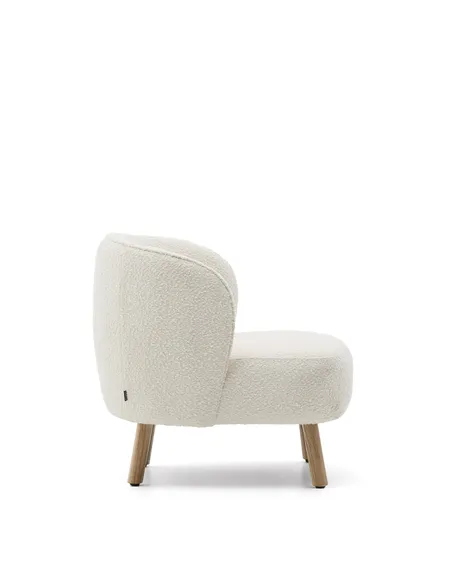 Кресло Ulit из белого букле с ножками из светлого бука