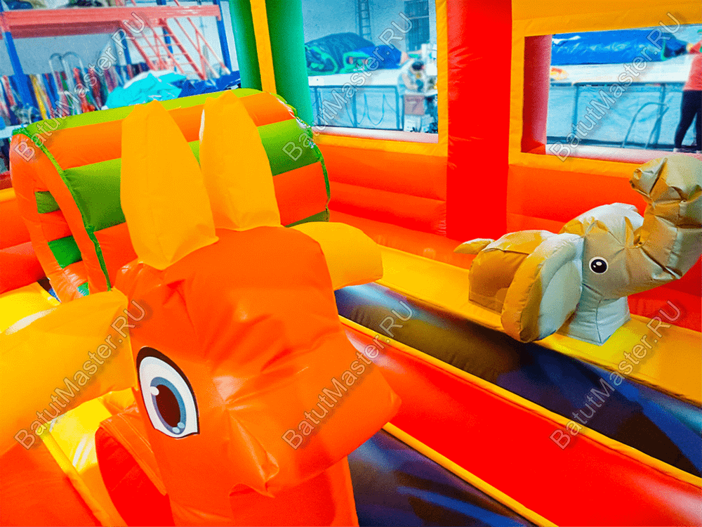 Коммерческий надувной батут "Законы джунглей", без горки