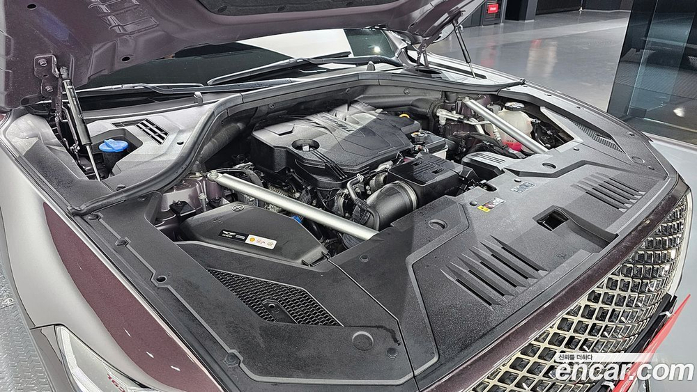 Genesis GV70 2.5T Бензин AWD (07.2021)