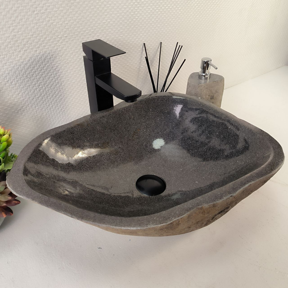 Раковина из речного камня RS-65221 47*36*15 0856