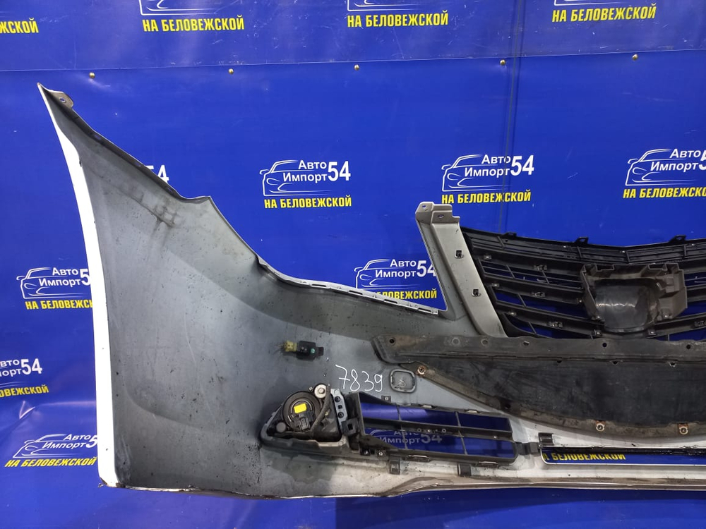 Бампер передний Honda LEGEND 2008-2012