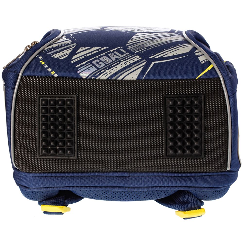 Ранец Berlingo Nova Football 37х28х18см, 2 отдел., с анатомической спинкой